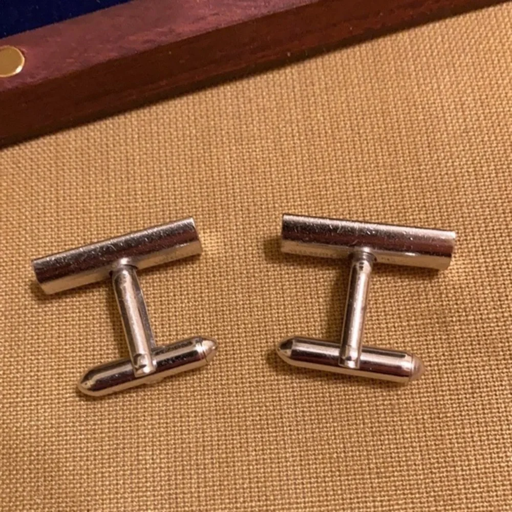 Vintage Swank silver rectangle diamond cut cufflinks